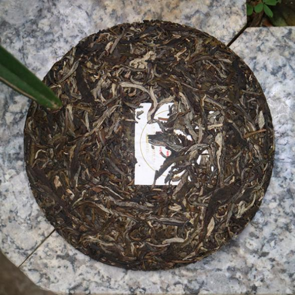 357g Yunnan Raw Puerh Tea Bulang Classical Pu-erh Shengcha Cake Pu'er Green Tea