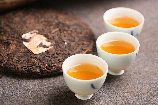 HelloYoung Kong Ming Shan Pressed Qizi Cake of Yiwu Classic Tea Puerh Puer Raw 357g