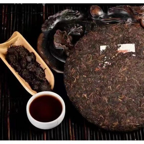 Thé mûr Pu'er du Yunnan Tongqinghao  gâteau au thé mûr Pu'er vieilli, 357g