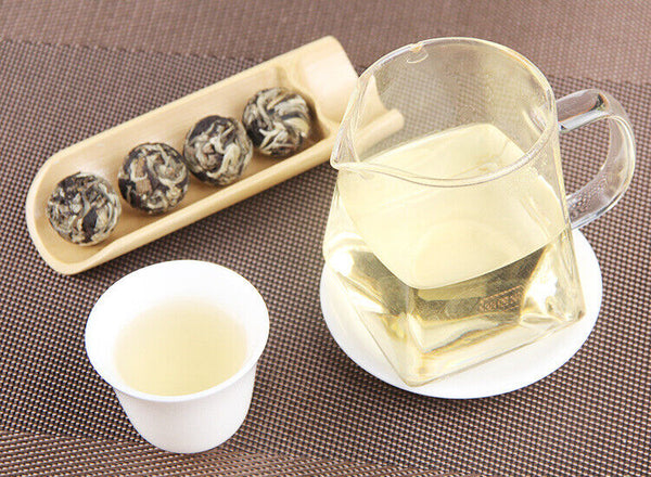 HelloYoung Yunnan Moonlight White Ball Nectar Fragrance Raw Puer Tea Yue Guan Bai Long Zhu