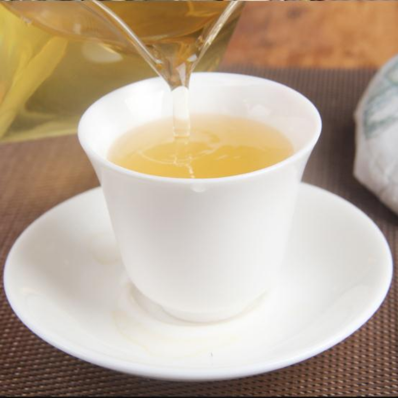 100g Menghai Pu-erh Raw Tea Small Cake Yunnan Organic Puerh Shengcha Pu'er Tea