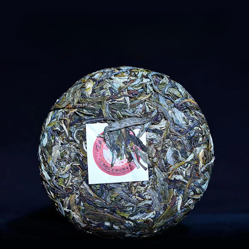 200g 2023 Yunnan Puer Tea Banzhang Panda Raw Pu-erh Tea Cake Organic Puerh Tea Secondary image