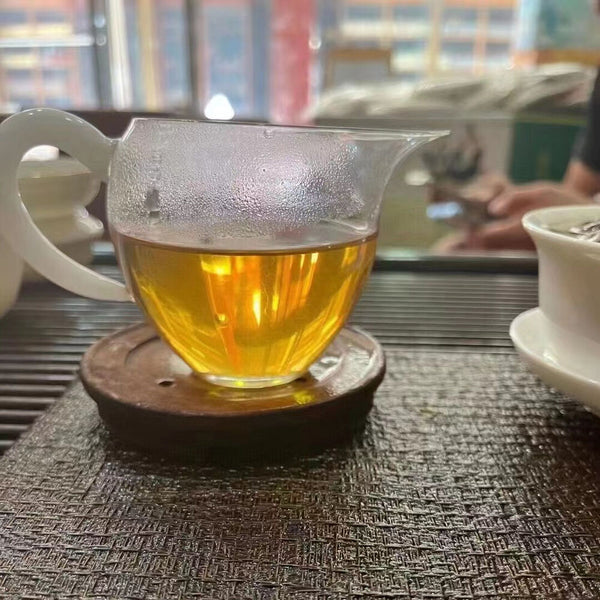357 grammes de thé Pu'er cru du Yunnan Banzhang paon Pu'er gâteau de thé cru
