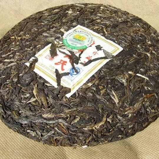 HelloYoung Mengku Qinggang Pu-erh Raw Pu'er Puer Qizi Tea Biscuit (Green Cake) 400g