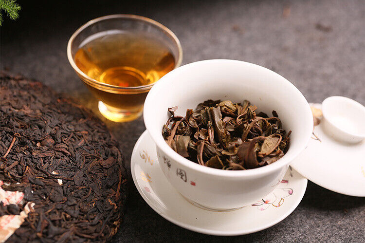HelloYoung Kong Ming Shan Pressed Qizi Cake of Yiwu Classic Tea Puerh Puer Raw 357g