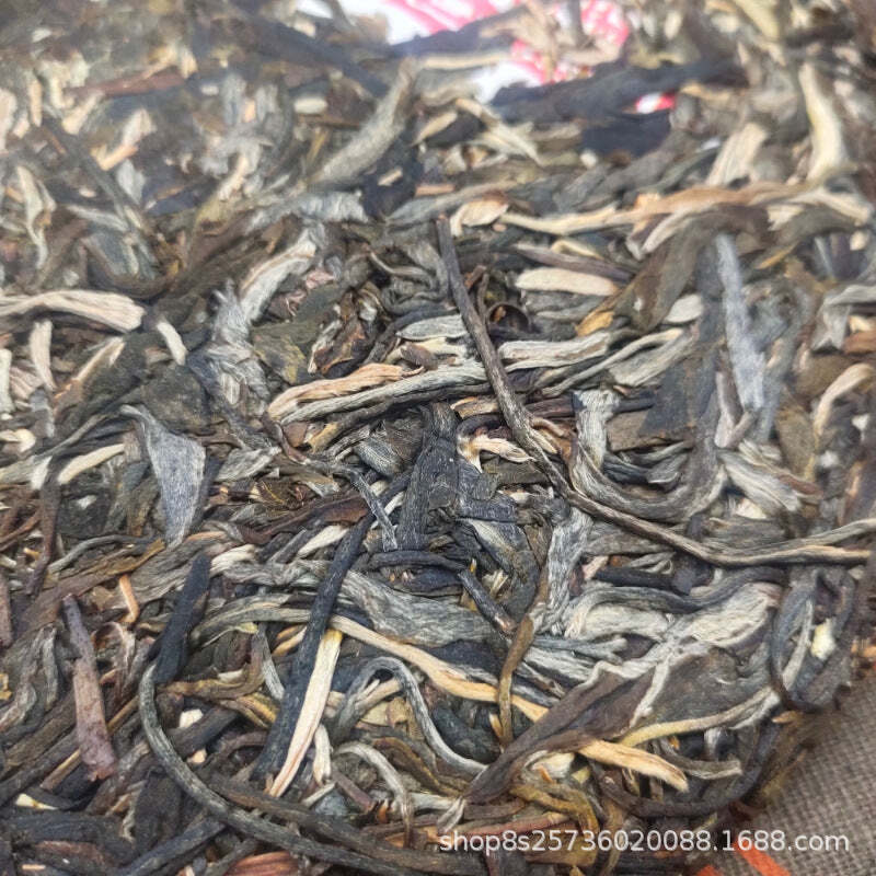 357g Yunnan Pu-erh Shengcha Year Bnnzhang Ancient Tree Raw Puerh Tea Cake