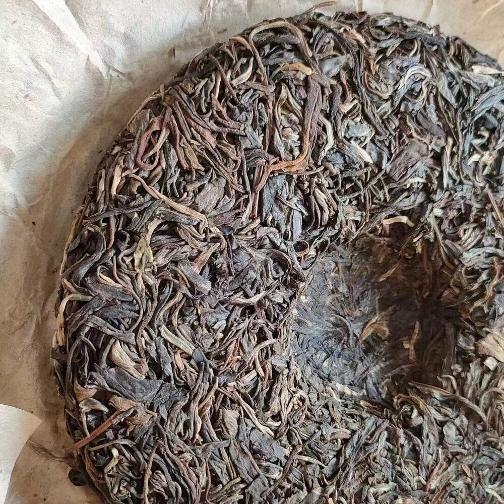 357g Yunnan Old Raw Pu'er Cake Tea Yiwu Wild Pu-erh Tea Cake Puerh Raw Tea