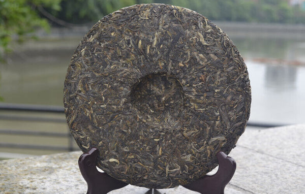 HelloYoung Menghai Chun Xiao * HAIWAN Old Comrade Pu-erh Tea Cake 357g Puer Raw Pu'er