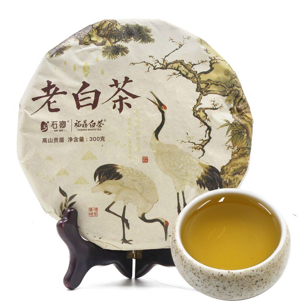 HelloYoung Shuanghe CHinese White Tea Old Bai Cha Tea Leaf Cake 300g Main image