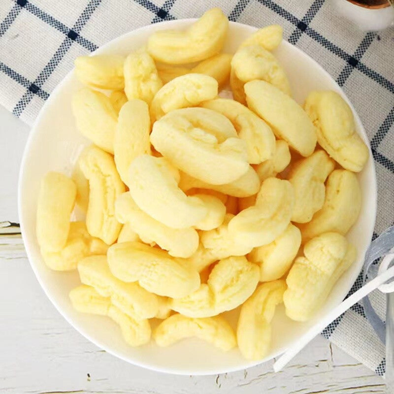 105g*3bags Panpan Corn flavour crisp Classic puffed snacks 盼盼玉米味酥儿童经典怀旧小零食 Secondary image