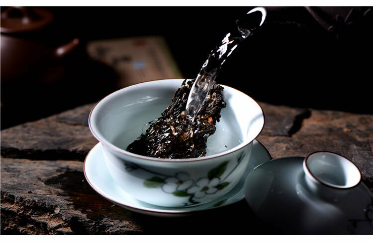 HelloYoung Golden Peacock * Li Ming Spark Pu-erh Tea Cake 357g Raw Puerh Tea Puer
