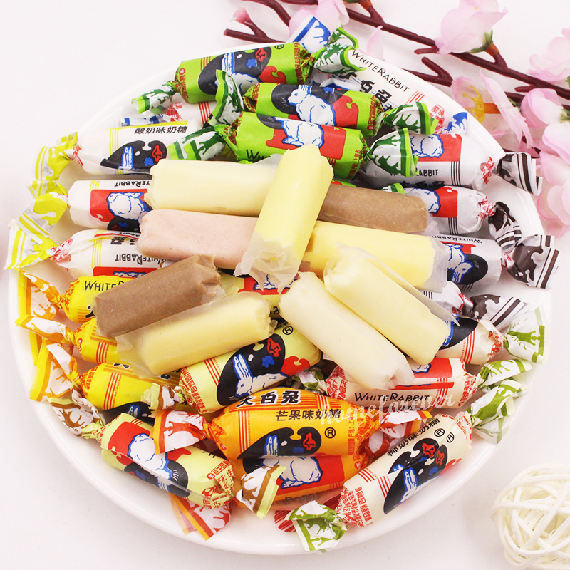 12 Flavors (36 Pieces) Dabaitu White Rabbit Milk Candy Gift 中国大白兔奶糖零食礼物共36颗