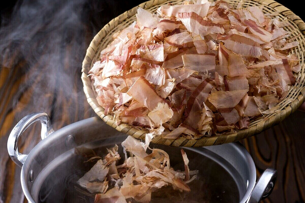 Japanese Bonito Flakes | Katsuobushi Asian Dried Fish | Okonomiyaki Kombu Dashi