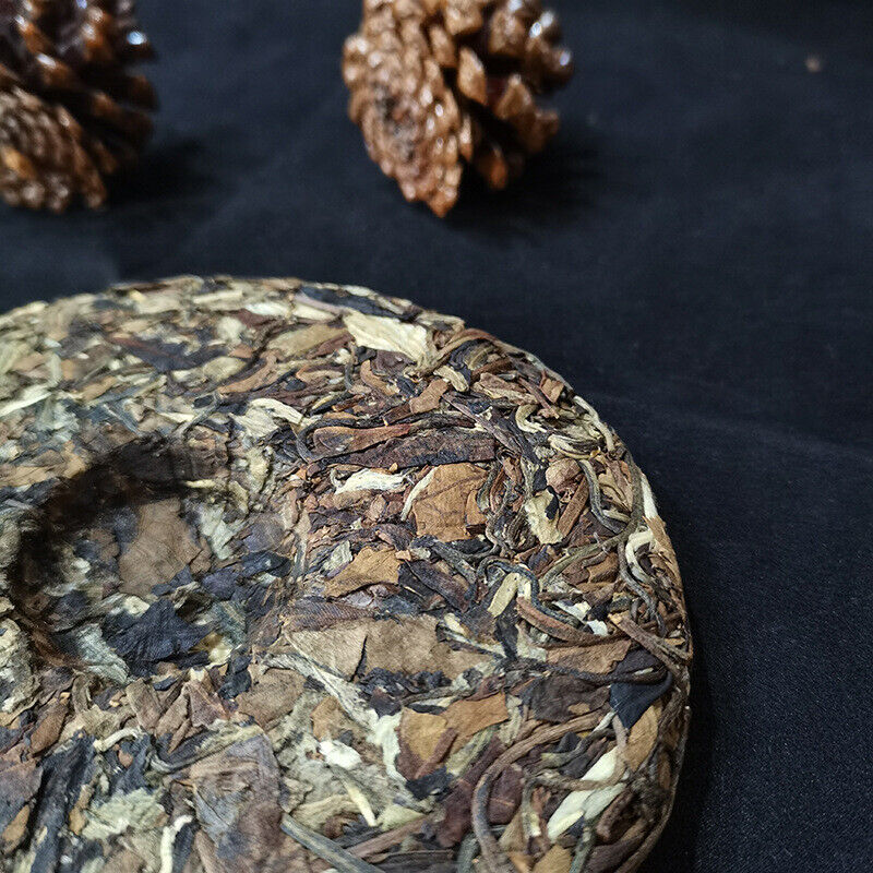HelloYoung Pu-erh White Tea Cake Yunnan Big Leaf Puerh Tea Old Tree Tea 200g Premium