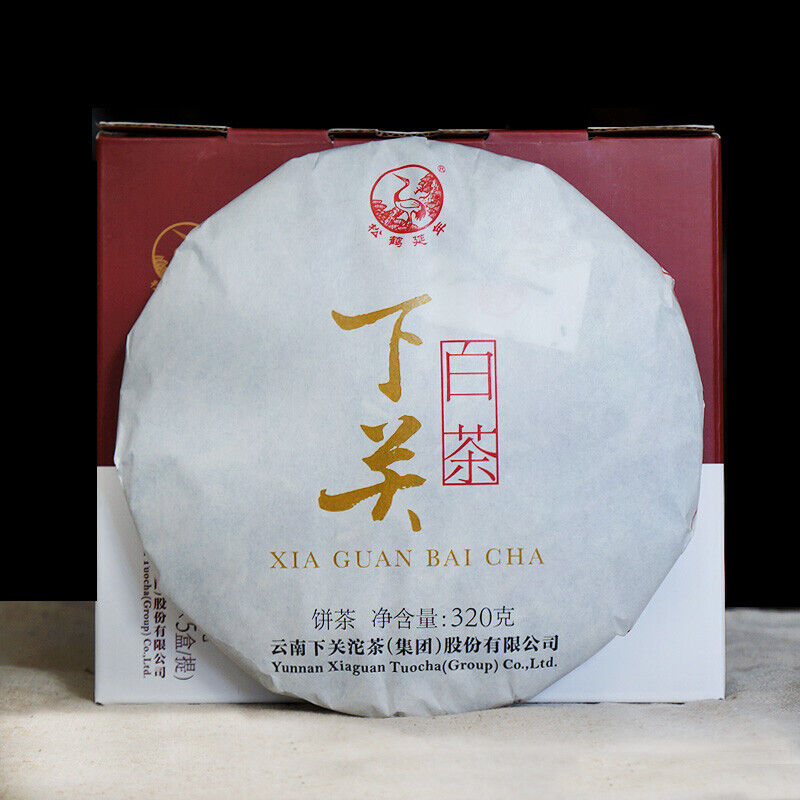 HelloYoung XIA GUAN BAI CHA Dali White Tea Cake Tea Jinggu Moonlight Pu'er 320g Box Main image