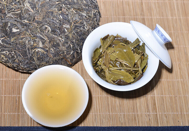 HelloYoung Yr YunNan Pu-erh Mengku YUE CHEN YUE XIANG Raw Tea Qizi Bing Puerh 357g