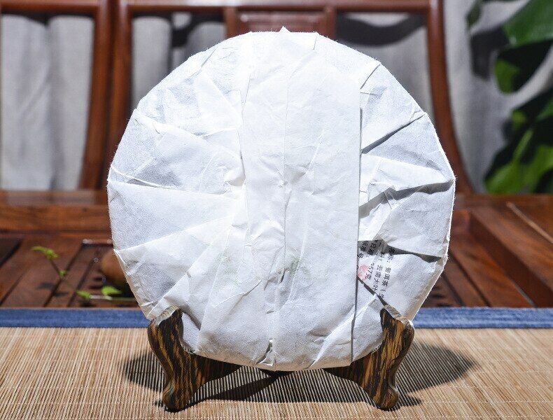 HelloYoung Yr YunNan Pu-erh Mengku YUE CHEN YUE XIANG Raw Tea Qizi Bing Puerh 357g