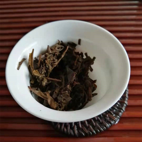 HelloYoung 8281 Big Yellow Label Pu'er Iron Cake Tea ChaPuer 380g CNNP Yuancha JIA JI