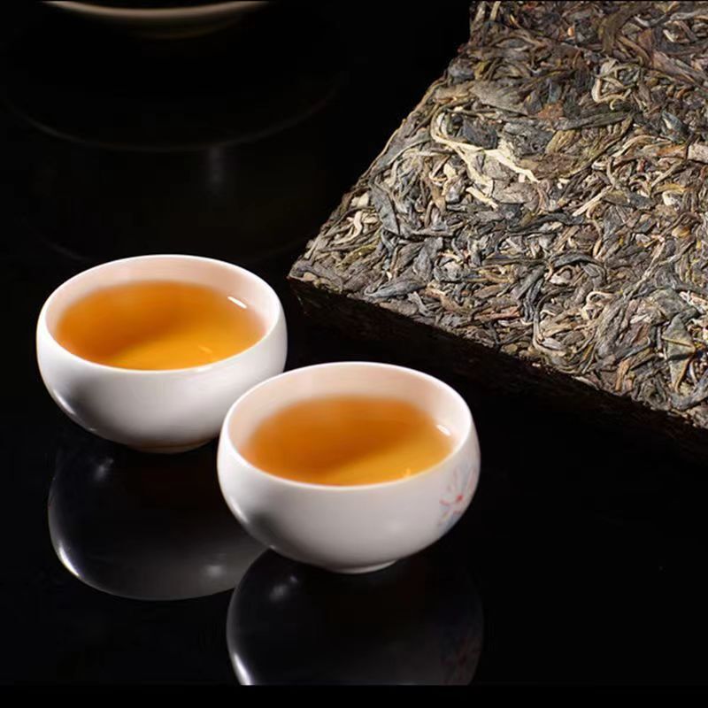 250g Yiwu Puerh Tea Brick Yunnan Pu-erh Raw Tea Collcetion Pu'er Tea Health Care Secondary image