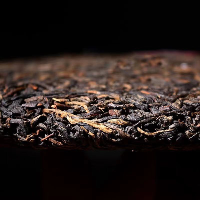 357g/12.59oz Dianhong Black Tea Natural Black Tea Cake Bingdaohong Organic Tea