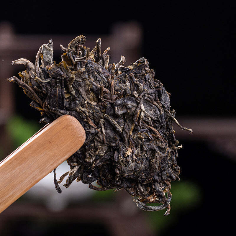 Thé de printemps Bulang grand arbre thé pu-erh cru gâteau thé Pu-erh  357g