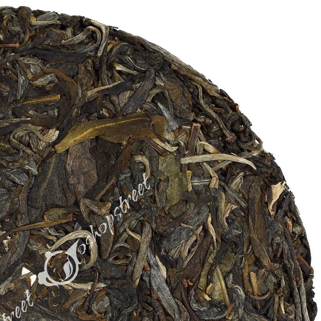 HelloYoung Year 250g Yunnan Organic Puer Puerh Pu'er Tea Raw Iceland Ancient Tree Cake