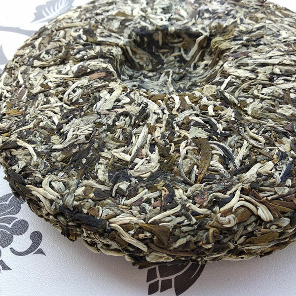 HelloYoung High Mountain Wild White Tea Top Peony King White Tea Cake 300g Fuding Classical