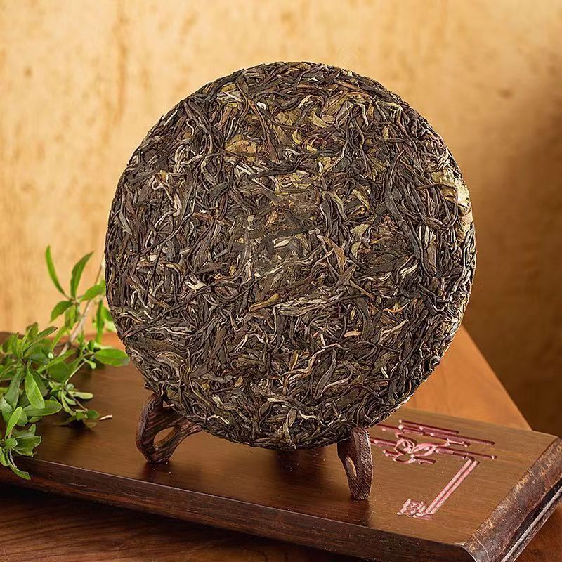 357g Laobanzhang Puerh Tea Cake Yunnan Pu-erh Raw Tea Old Tree Pu'er Green Tea