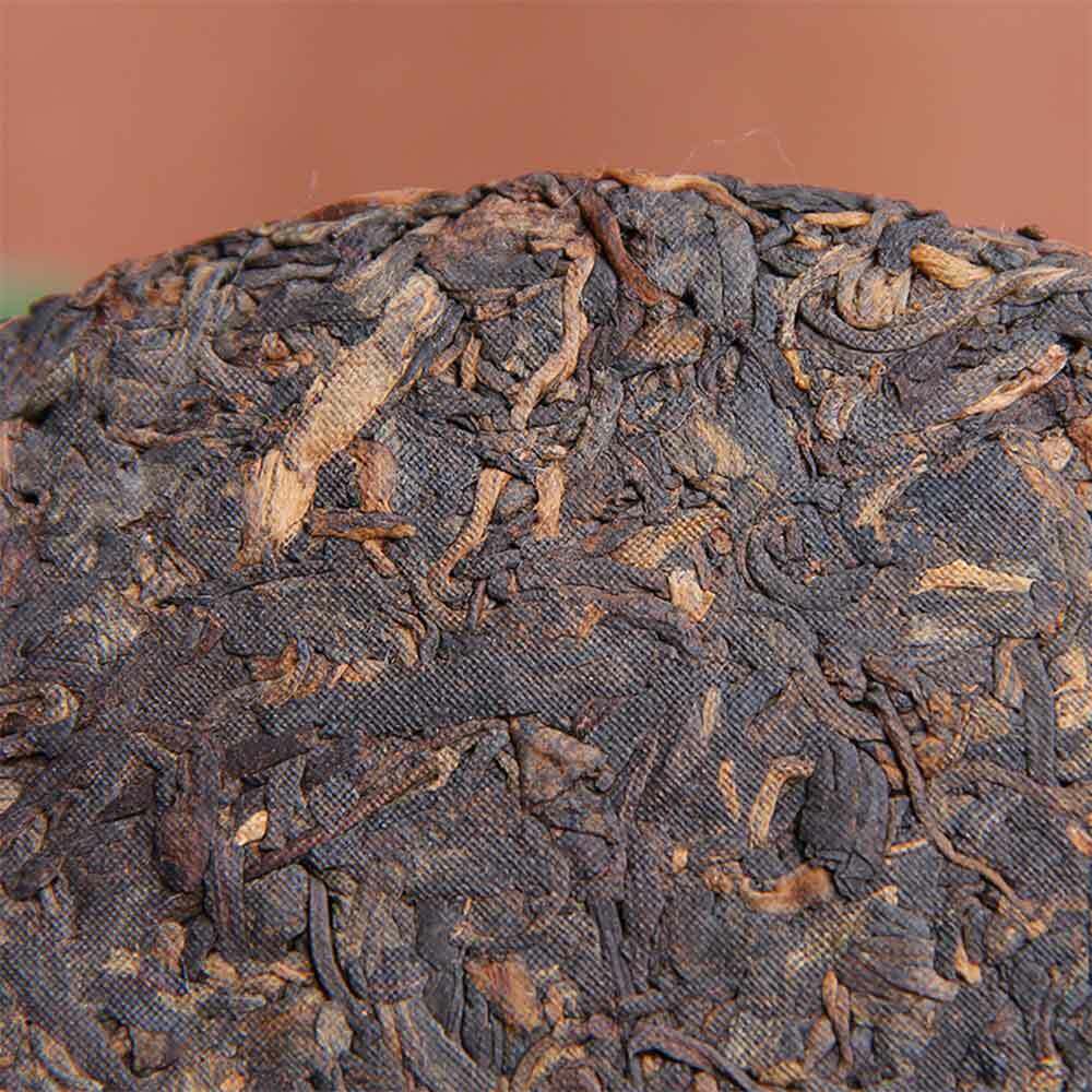 HelloYoung HaiWan yr 9978 New! Lao Tong Zhi Old Comrade Ripe Puer Tea Cake (batch 211)
