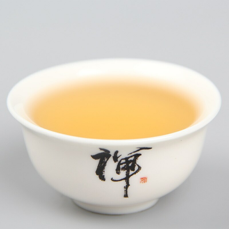 Arbor Old Tea Sheng Puerh Made by 357g Materials Collecton Shen Puer Tea