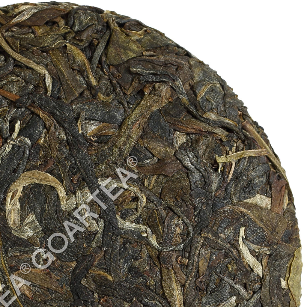 HelloYoung Supreme Yunnan puer Pu'er Puerh Tea Remote Mountain Ancient Tree Raw Cake