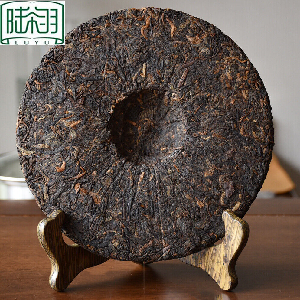HelloYoung Yi Dai Zong Shi * Haiwan Old Comrade Premium Ripe Pu'er Shu Puer Tea 357g
