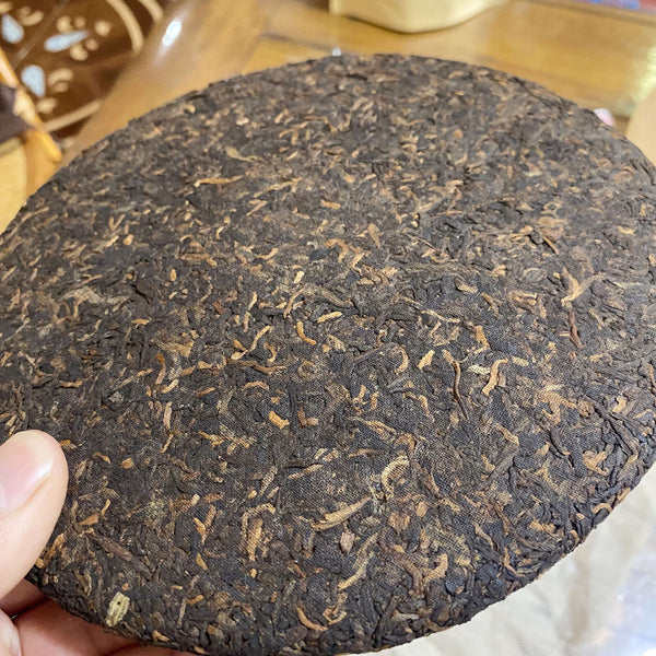 710 Yunnan Pu'er Tea Ten Years Pu-erh Ripe Tea Cake Aged Tree Cooked Puerh Tea