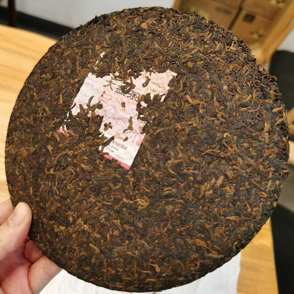 HelloYoung 7572 Menghai Dayi Puer Tea Cake TAETEA Pu-erh China Yunnan Pu'er 357g Ripe