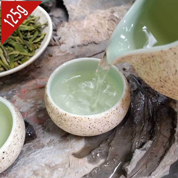 HelloYoung Longjing Tea Chinese Spring Fresh Dragon Well Long Jing 125g Gift Pack