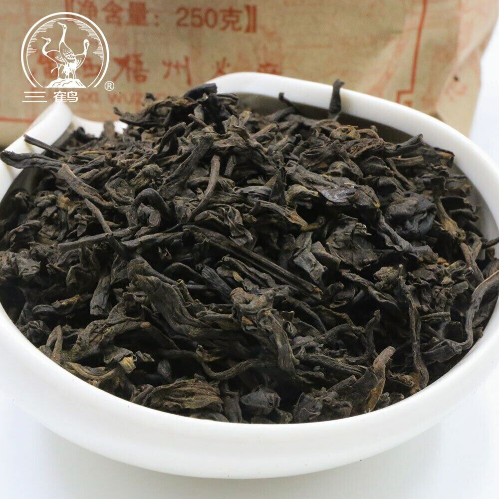 HelloYoung Three Cranes Sanhe 2015 Loose Liupao Tea Dark Tea 2301 Aged Teas 250g