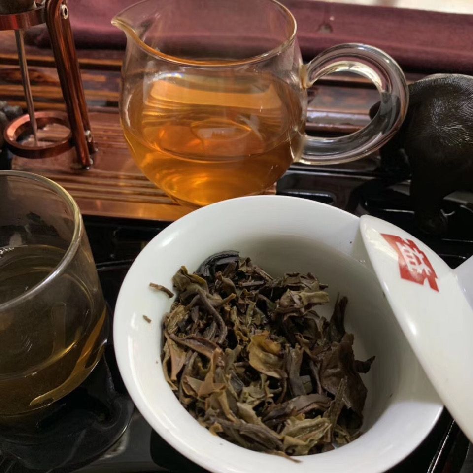 HelloYoung Gold Award Organic Millennium Tree Tuo Pu-erh Tea Raw Ban Zhang Puer 100g