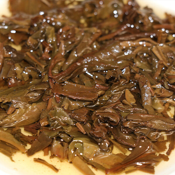 HelloYoung Pao Bing 8603 * Xiaguan Old Aged Pu'er Shen Puerh Puer Tea Raw Pu-erh 357g