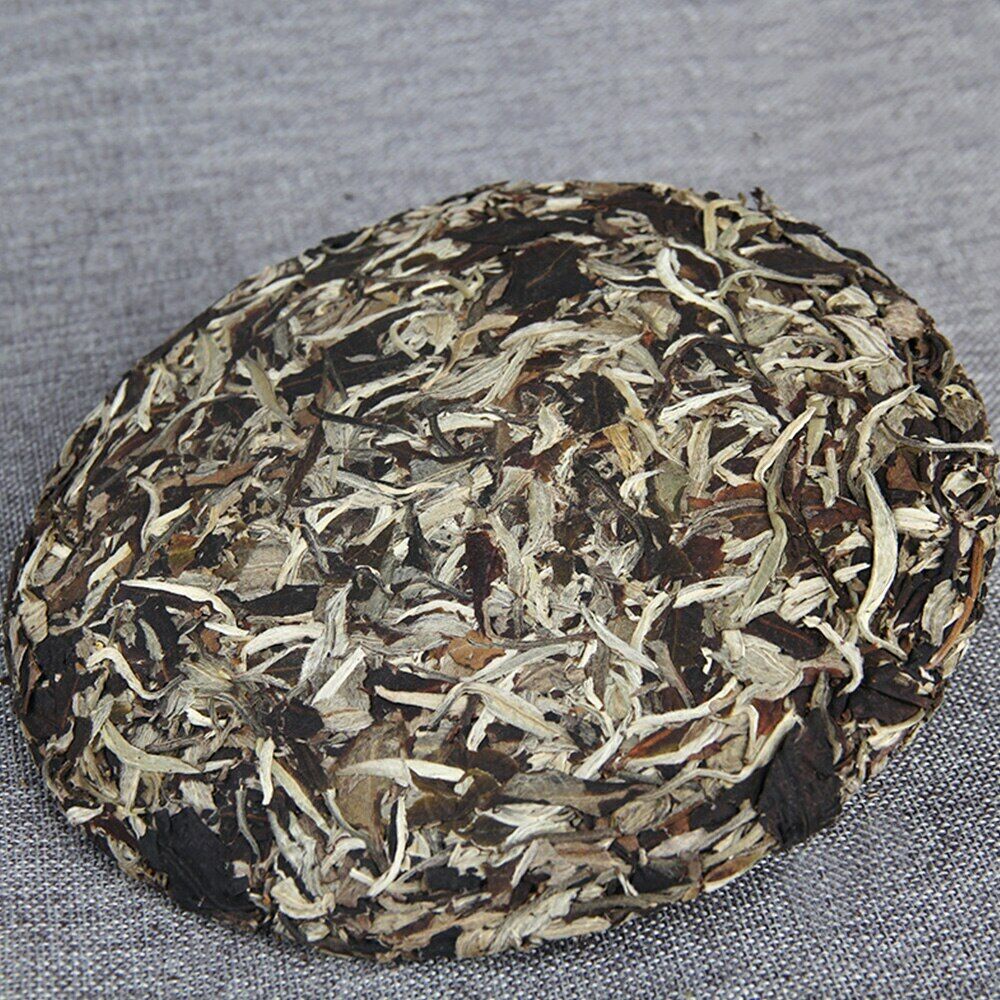 HelloYoung 2018 Moonlight White Beauty Whiet Tea Yunnan Ancient Arbors Raw Puerh Tea 357g