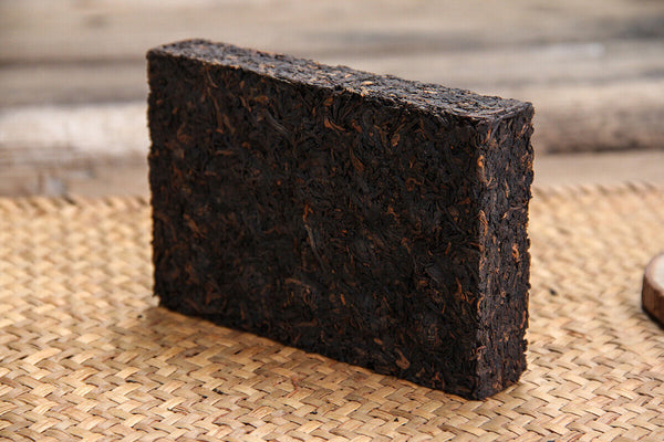 HelloYoung 7562 * Yunnan Menghai Dayi Pu-erh Tea Brick Puerh Ripe Puer Tea Brick 250g