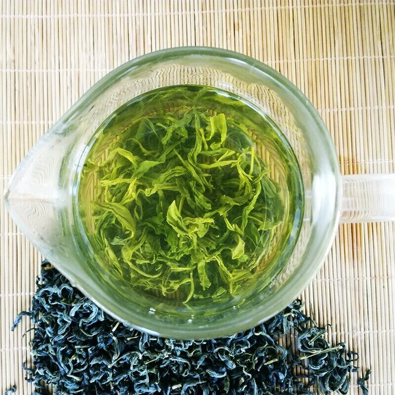 HelloYoung Chinese Shandong Rizhao Green Tea Spring High Moutain Fresh Taste Ri Zhao Lv Cha