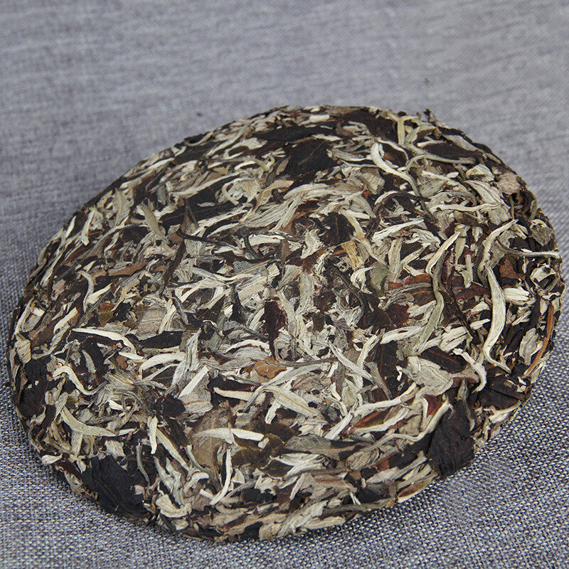 Moonlight Beauty Jingmai Puer 357g Ancient Tree Pu'er Moonlight Pu-erh Tea