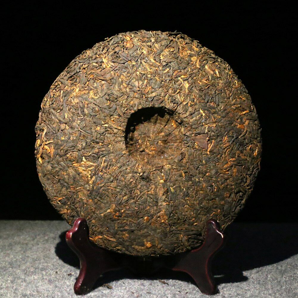HelloYoung Yunnan Ripe Puerh Chen Xiang Hong Yin Shu Puer Cake Tea 357g Secondary image