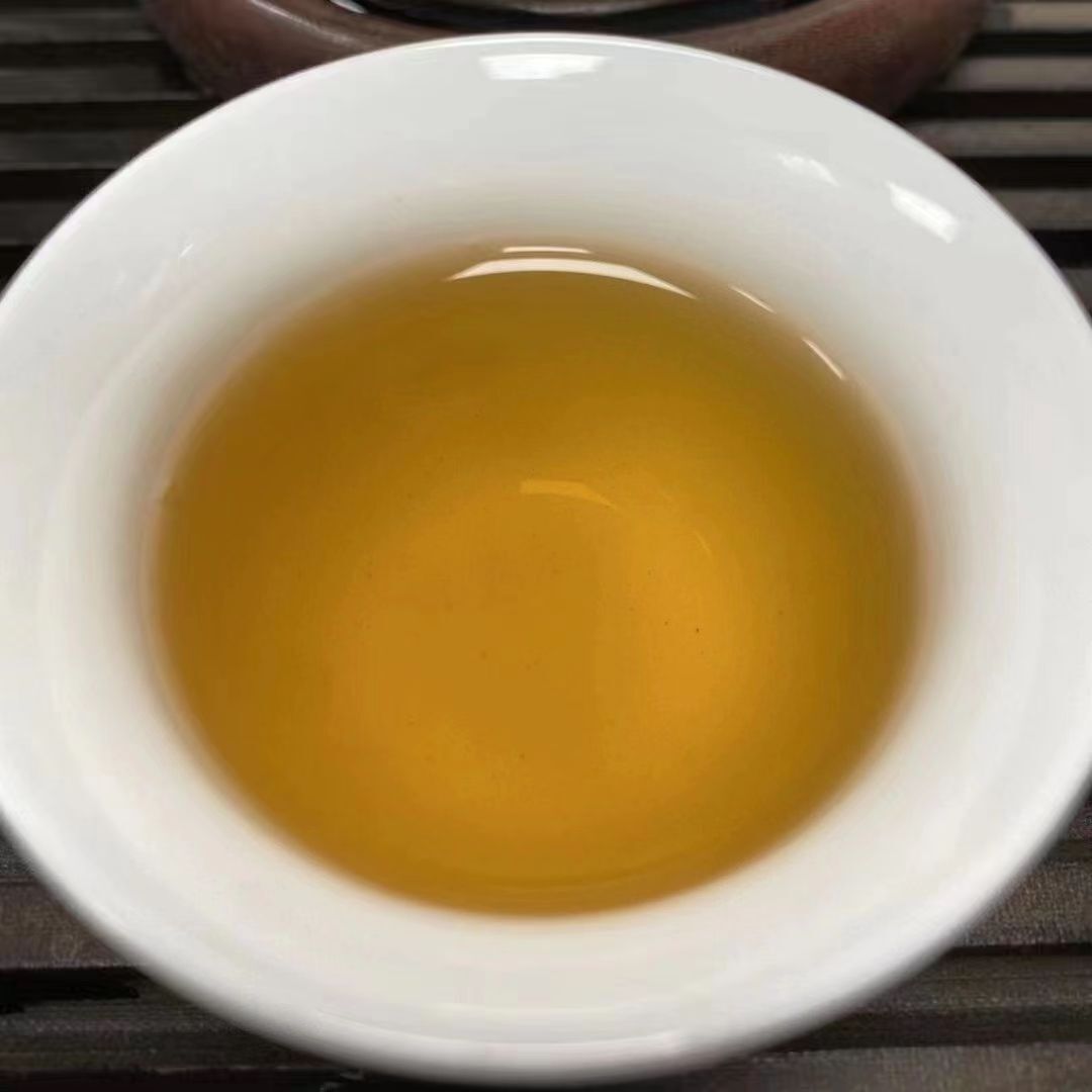 327g Yunnan Raw Pu'er Tea Old Tree Pu-erh Raw Tea Cake Wujinhao Puerh Cake Tea