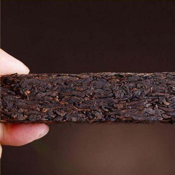 100g Menghai Bulang Mountain Pu'er Cooked Tea Yunnan Old Tree Aged Pu-erh Tea