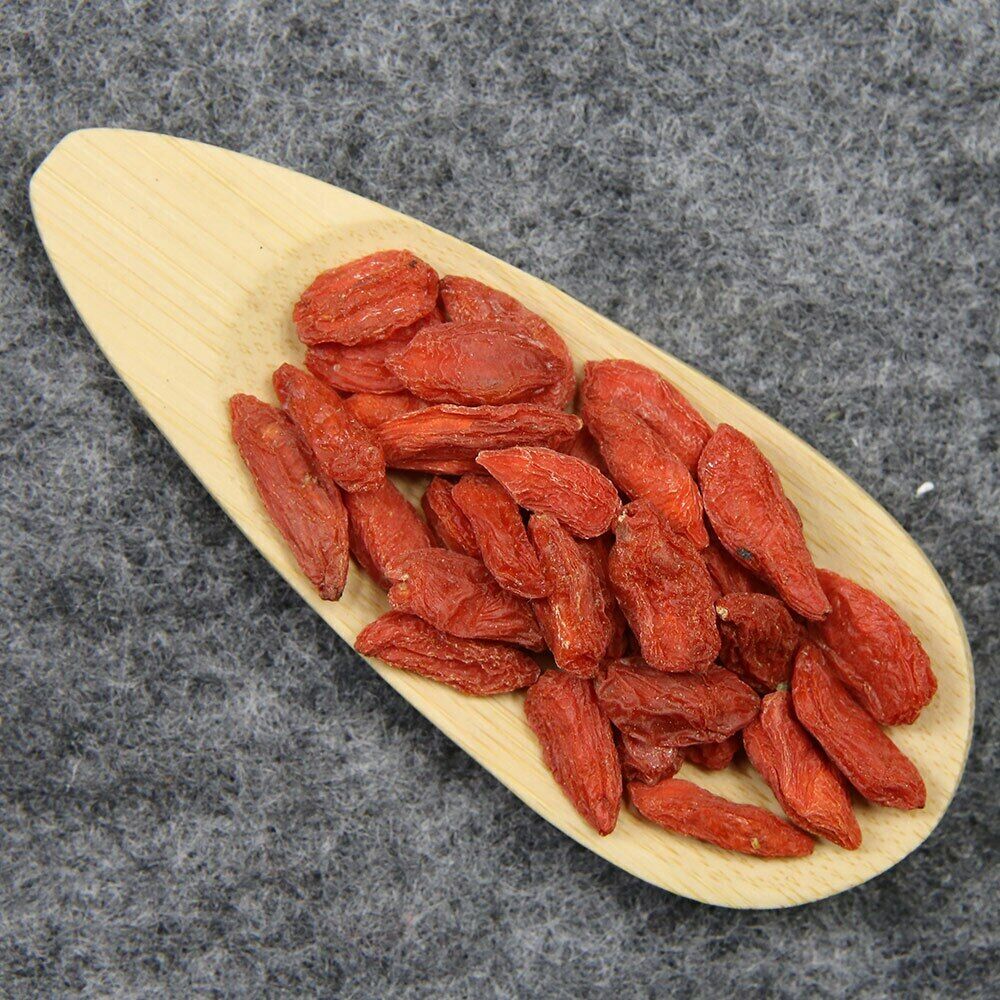HelloYoung Natural Lycium Gouqi Berry Wolfberry Goji Berry Berries Dried Herbal Tea