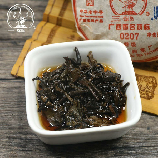 HelloYoung Three Cranes Sanhe "0207" Liu Bao Tea Cake Dark Tea Heicha 100g