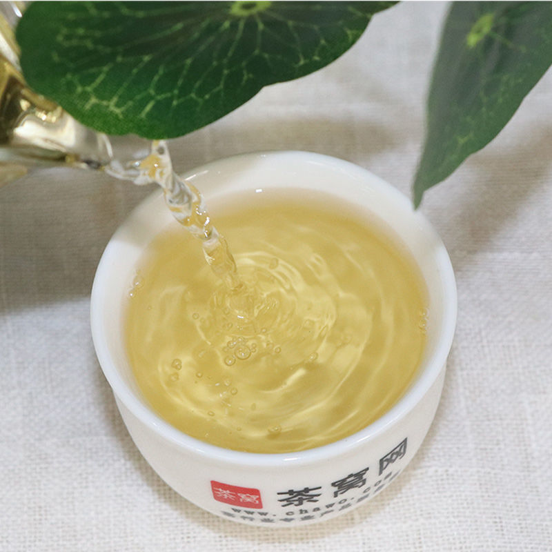 Big Snow Mountain Big Tree Pure Material * Yunnan Puer Pu'er Tea Raw 357g