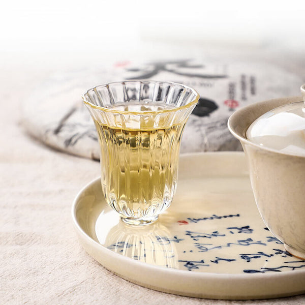 HelloYoung Haiwan Old Comrade Liang Pin Ling Qi Shen Puer Tea Old Raw Pu'er Cake