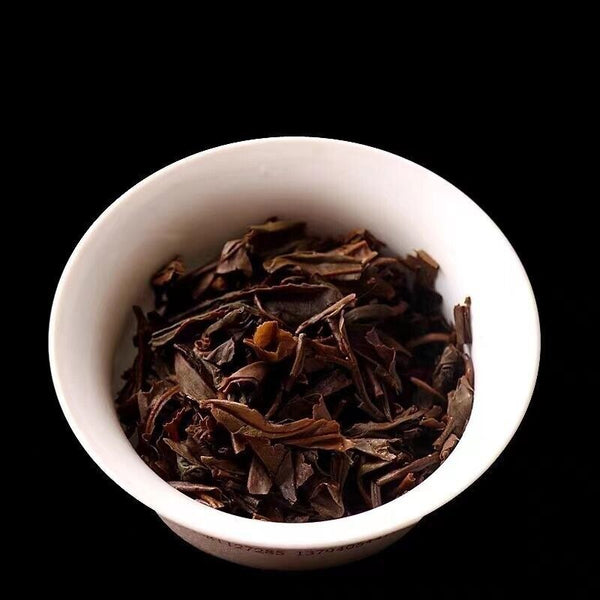 HelloYoung Song Pin Hao Old Raw Tea Yunnan Pu'er Tea Ancient Tree Tea Blue Label 357g